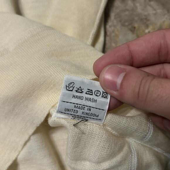 Vintage Shepherd Wool Sweater Mens Small Yellow Long Sleeve Wool Jumper 70s 80s - Picture 9 of 13